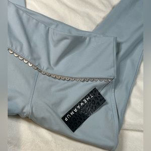 NWT Jessica Simpson The Warm Up Baby Blue Athletic Leggings Size Small